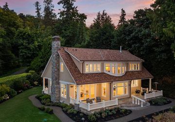 Image for story: Refined Real Estate: Idyllic Bainbridge Island view home lists for $4,950,000